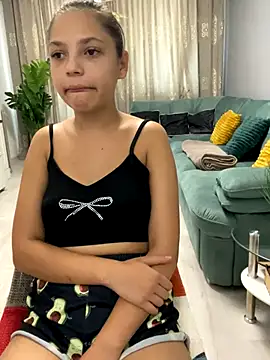 18teengirl3 online show from September 9, 2025, 7:41 am