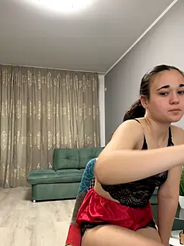 18teengirl3 online show from October 7, 2025, 10:56 am