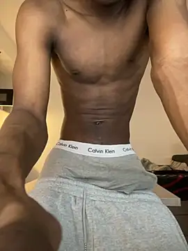 Snapshot of Renoirmonter chatting on October 27, 2025, 11:31 pm Renoirmonter online show from October 27, 2025, 11:31 pm