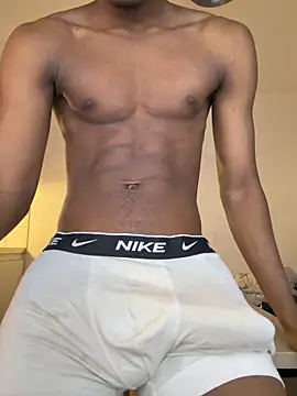 Snapshot of Renoirmonter chatting on March 23, 2026, 6:34 pm Renoirmonter online show from March 23, 2026, 6:34 pm