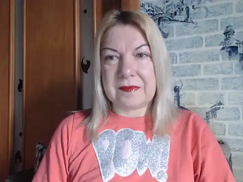 Lillia Ray online show from March 4, 2026, 8:42 am