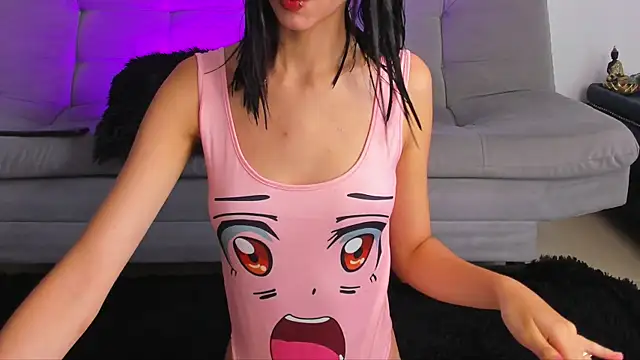 Snapshot of pauline_rouge chatting on October 31, 2025, 1:23 pm pauline rouge online show from October 31, 2025, 1:23 pm