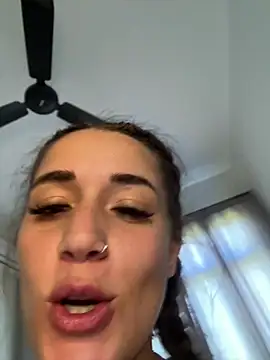 DarkVelvet online show from April 11, 2026, 7:45 am