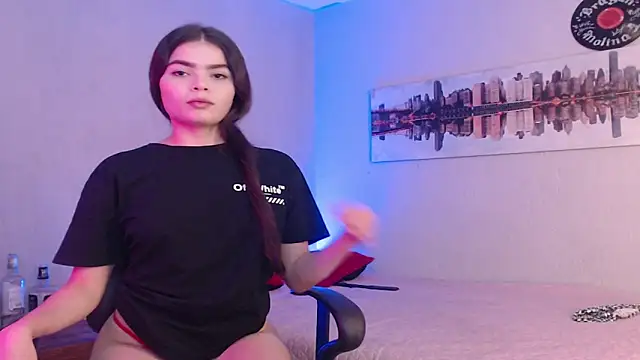 sweet c4ndy online show from March 17, 2025, 8:30 pm