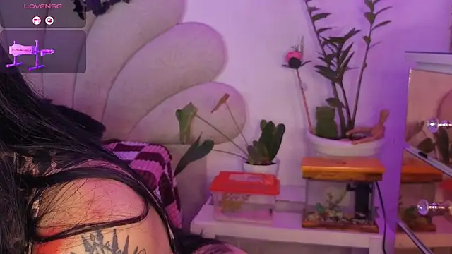 Snapshot of AnfisaLetyagho chatting on October 7, 2025, 1:25 am AnfisaLetyagho online show from October 7, 2025, 1:25 am