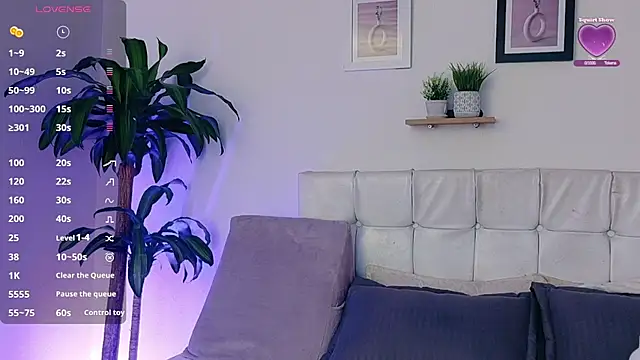 Snapshot of YuliethPetite chatting on September 30, 2025, 11:26 am YuliethPetite online show from September 30, 2025, 11:26 am