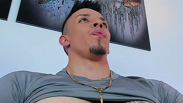 Snapshot of InkAngelo chatting on September 29, 2025, 5:01 am InkAngelo online show from September 29, 2025, 5:01 am