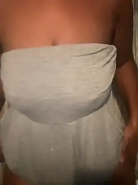 urgeminibrat online show from November 9, 2025, 6:01 am