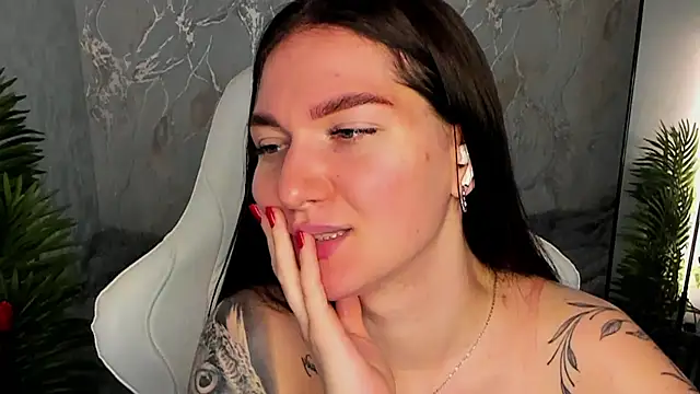babyisperfect online show from June 12, 2026, 1:37 am