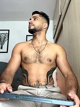 Maximiliano ford online show from October 31, 2025, 9:10 am