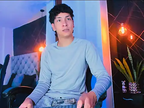 Snapshot of Jhojan_twink chatting on September 11, 2025, 11:38 pm Jhojan twink online show from September 11, 2025, 11:38 pm