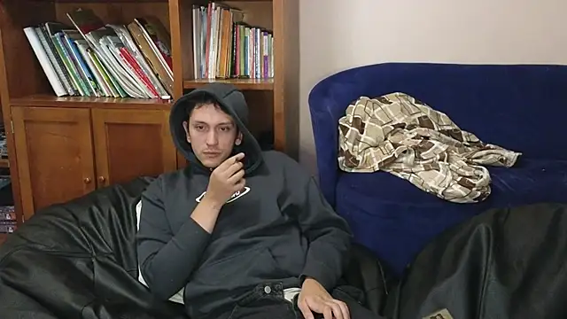 Snapshot of hardaftercum chatting on October 9, 2025, 2:20 am hardaftercum online show from October 9, 2025, 2:20 am