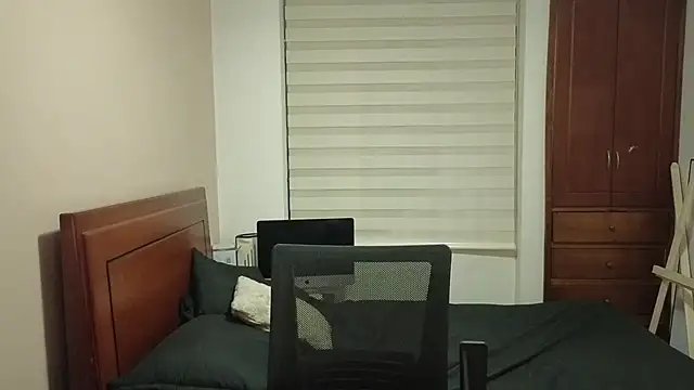 hardaftercum online show from April 6, 2026, 12:08 am