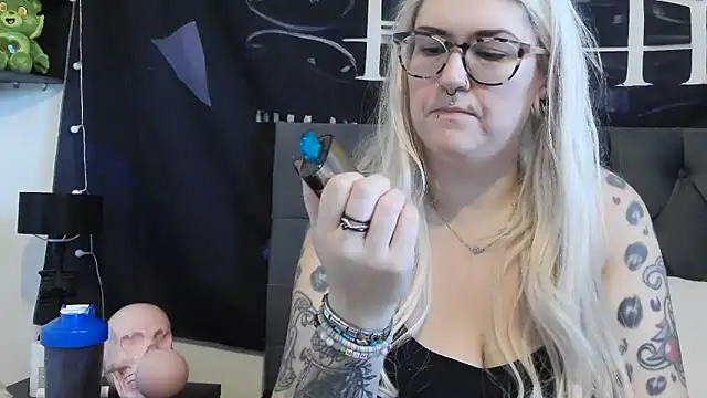 Sizzling Indie36 online show from November 2, 2025, 3:47 pm