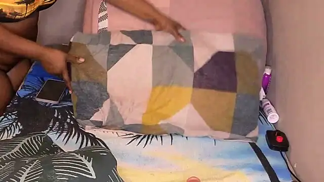 spicybootie online show from March 27, 2026, 9:10 am