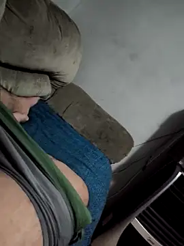 Snapshot of 153098be chatting on November 7, 2025, 1:33 pm 153098be online show from November 7, 2025, 1:33 pm