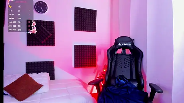 Snapshot of hannarusso chatting on October 2, 2025, 9:22 pm hannarusso online show from October 2, 2025, 9:22 pm