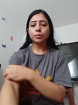 Snapshot of Emilybutterfly1 chatting on October 24, 2025, 4:58 pm Emilybutterfly1 online show from October 24, 2025, 4:58 pm