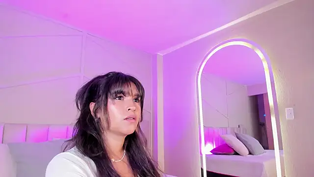 Snapshot of Eimmy_bm chatting on October 11, 2025, 7:12 pm Eimmy bm online show from October 11, 2025, 7:12 pm