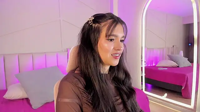 Snapshot of Eimmy_bm chatting on October 29, 2025, 7:04 pm Eimmy bm online show from October 29, 2025, 7:04 pm