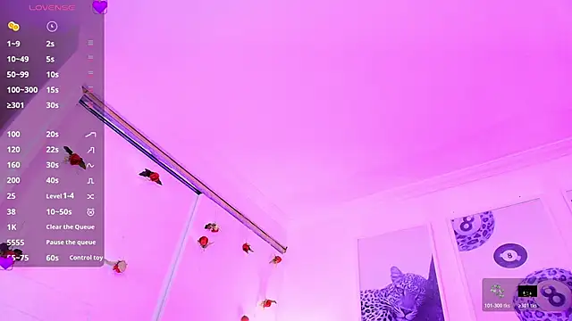 Snapshot of Valen_ross_ chatting on February 16, 2026, 10:17 pm Valen ross online show from February 16, 2026, 10:17 pm