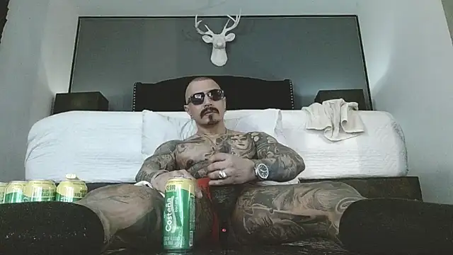 danilog515 online show from April 18, 2026, 9:13 am