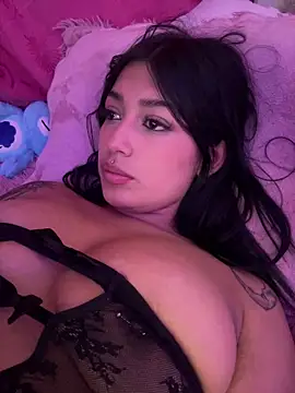 KatianPierce online show from May 16, 2026, 12:51 am