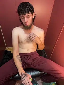 Snapshot of bwcizThrobbing chatting on October 29, 2025, 8:38 am bwcizThrobbing online show from October 29, 2025, 8:38 am