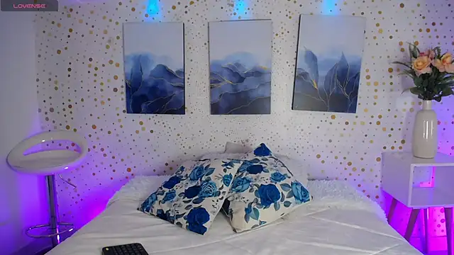 Andy Leex online show from November 19, 2025, 8:09 pm