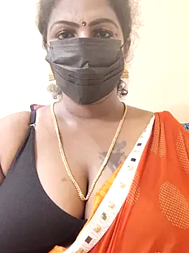 Snapshot of poojaa-rani chatting on March 19, 2025, 7:17 pm poojaa-rani online show from March 19, 2025, 7:17 pm