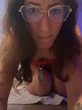 Snapshot of meletalex chatting on October 22, 2025, 4:24 am meletalex online show from October 22, 2025, 4:24 am