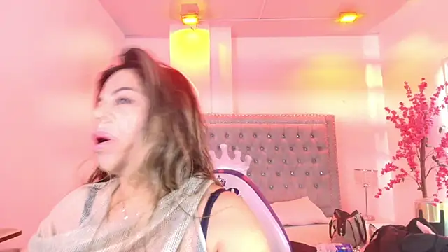 Lia adamsss online show from June 4, 2026, 3:34 am