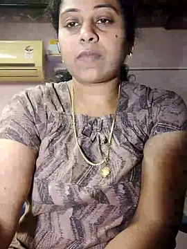 Snapshot of JENNIFERtamil chatting on November 27, 2025, 1:02 pm JENNIFERtamil online show from November 27, 2025, 1:02 pm