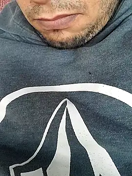 Snapshot of Hotbooy chatting on November 14, 2025, 12:15 pm Hotbooy online show from November 14, 2025, 12:15 pm