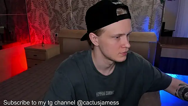 Snapshot of Cactus__James chatting on October 16, 2025, 4:19 pm Cactus James online show from October 16, 2025, 4:19 pm