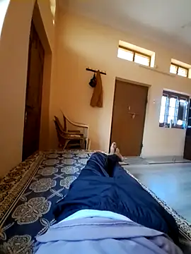 Snapshot of hot_integer chatting on October 18, 2025, 9:32 am hot integer online show from October 18, 2025, 9:32 am