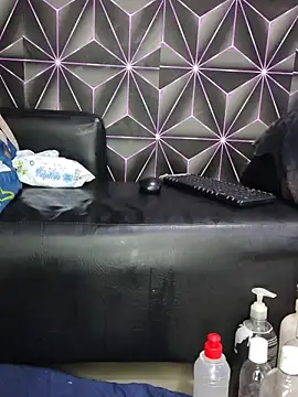 Snapshot of Megann_9 chatting on March 26, 2026, 11:05 am Megann 9 online show from March 26, 2026, 11:05 am