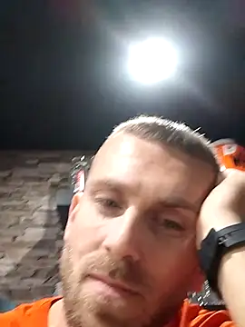 Snapshot of trainwithme chatting on October 4, 2025, 2:37 pm trainwithme online show from October 4, 2025, 2:37 pm