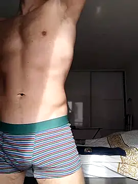 Snapshot of trainwithme chatting on October 14, 2025, 8:48 am trainwithme online show from October 14, 2025, 8:48 am