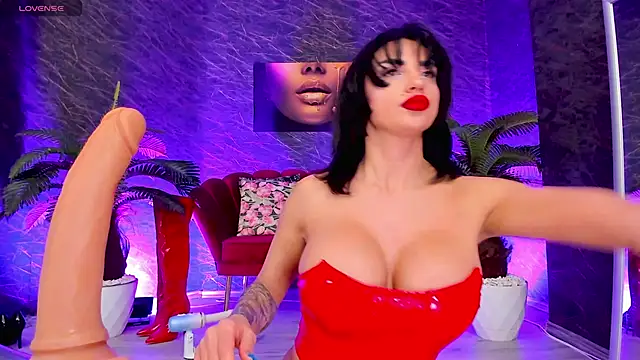 IzabelaTessa online show from March 23, 2026, 8:24 pm