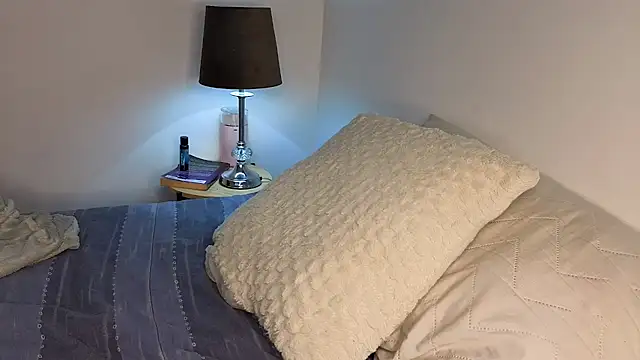 Snapshot of haku_kanjy chatting on October 26, 2025, 12:38 am haku kanjy online show from October 26, 2025, 12:38 am