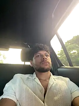 Snapshot of haku_kanjy chatting on October 29, 2025, 8:32 pm haku kanjy online show from October 29, 2025, 8:32 pm