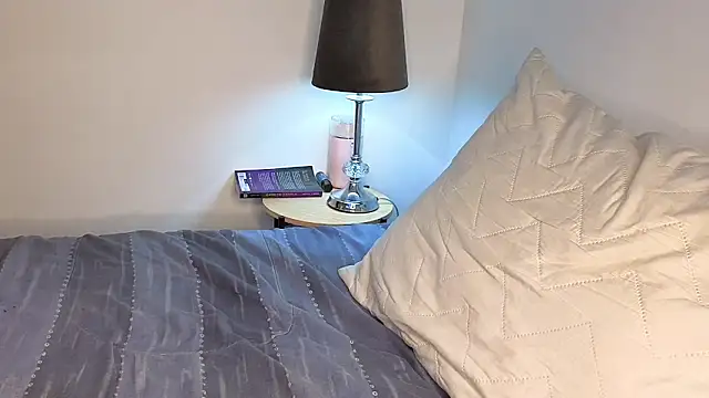 Snapshot of haku_kanjy chatting on November 6, 2025, 1:06 am haku kanjy online show from November 6, 2025, 1:06 am