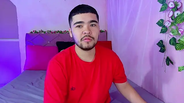  mia and mike  online show from September 25, 2025, 12:42 pm