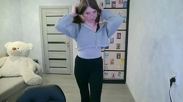 Snapshot of GinnyBlacky chatting on July 1, 2026, 7:02 pm GinnyBlacky online show from July 1, 2026, 7:02 pm