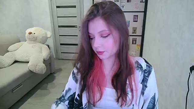 Snapshot of GinnyBlacky chatting on July 8, 2026, 7:18 pm GinnyBlacky online show from July 8, 2026, 7:18 pm