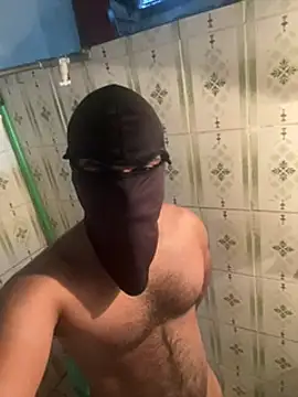 Snapshot of dilu98 chatting on March 18, 2025, 4:37 am dilu98 online show from March 18, 2025, 4:37 am