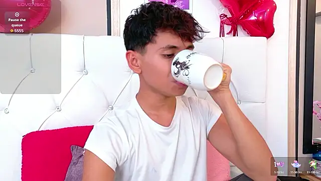 Ethan Westt online show from March 12, 2026, 8:04 pm