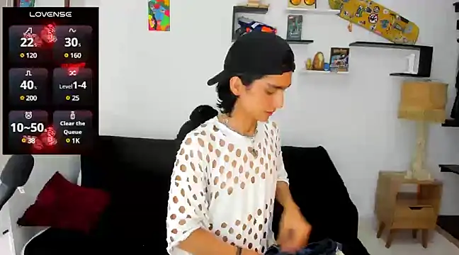 leoaddams22 online show from March 18, 2025, 6:59 pm