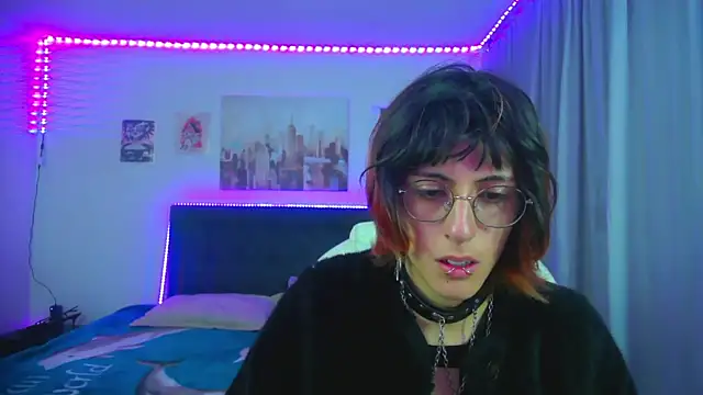 goth minerva online show from May 21, 2026, 1:29 pm